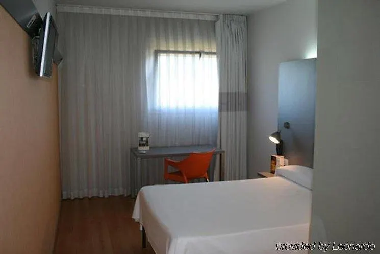 **  B&B Hotel Barcelona Mollet Mollet del Valles Spain